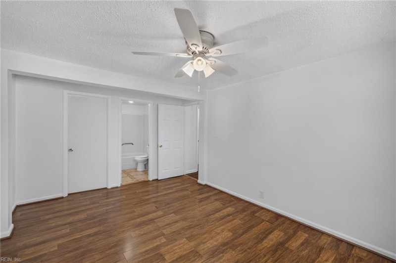 Photo 16 of 23 residential for sale in Virginia Beach virginia