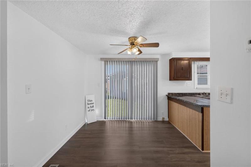 Photo 7 of 23 residential for sale in Virginia Beach virginia