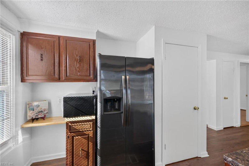 Photo 9 of 23 residential for sale in Virginia Beach virginia