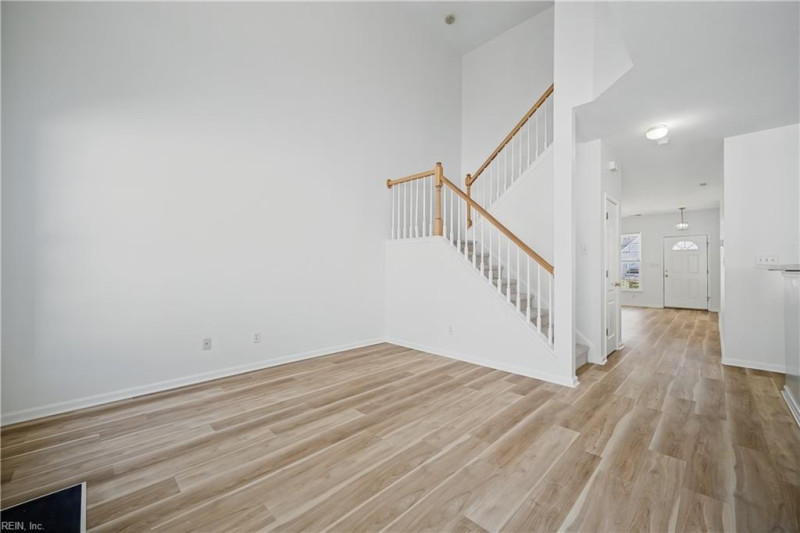 Photo 15 of 41 residential for sale in Virginia Beach virginia