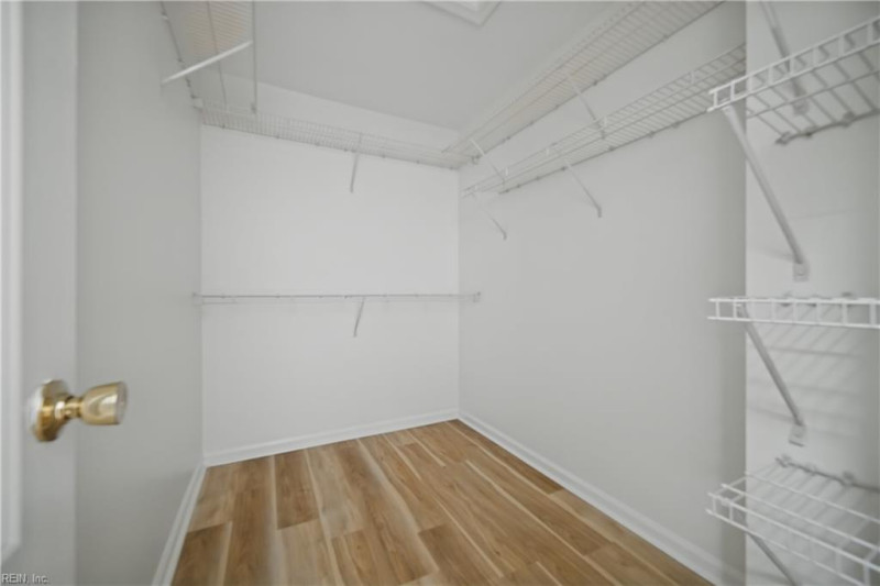 Photo 23 of 41 residential for sale in Virginia Beach virginia
