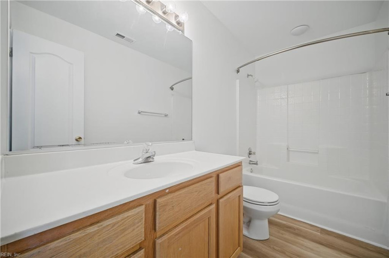 Photo 25 of 41 residential for sale in Virginia Beach virginia