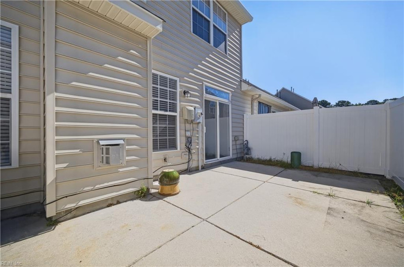 Photo 31 of 41 residential for sale in Virginia Beach virginia