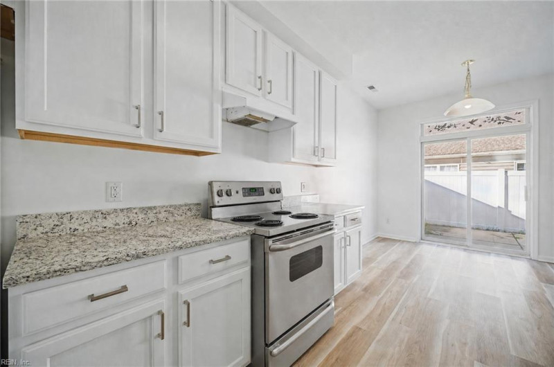 Photo 8 of 41 residential for sale in Virginia Beach virginia