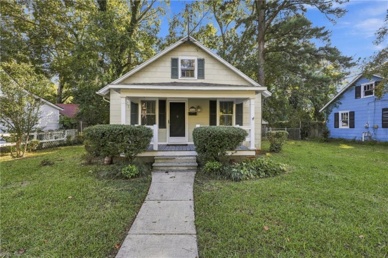 Photo 1 of 32 residential for sale in Elizabeth City virginia