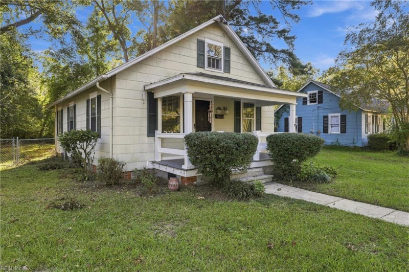 Photo 3 of 32 residential for sale in Elizabeth City virginia