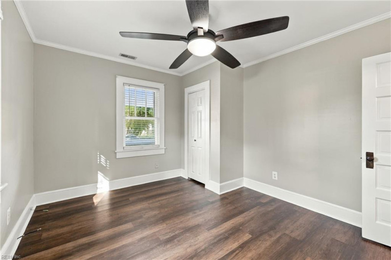 Photo 7 of 32 residential for sale in Elizabeth City virginia