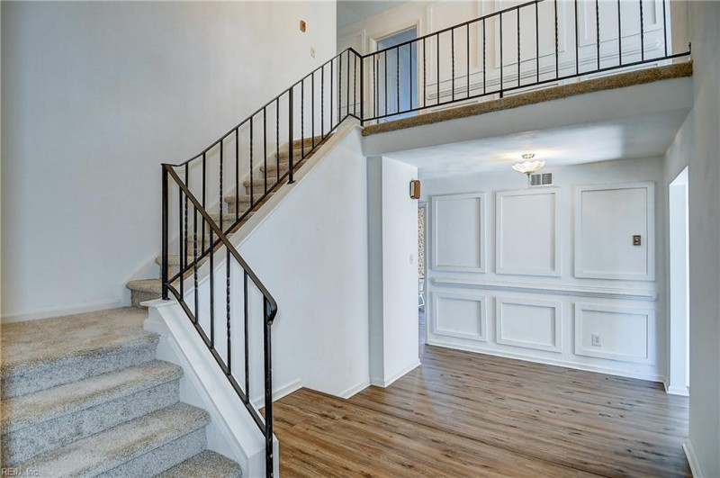 Photo 23 of 48 residential for sale in Virginia Beach virginia