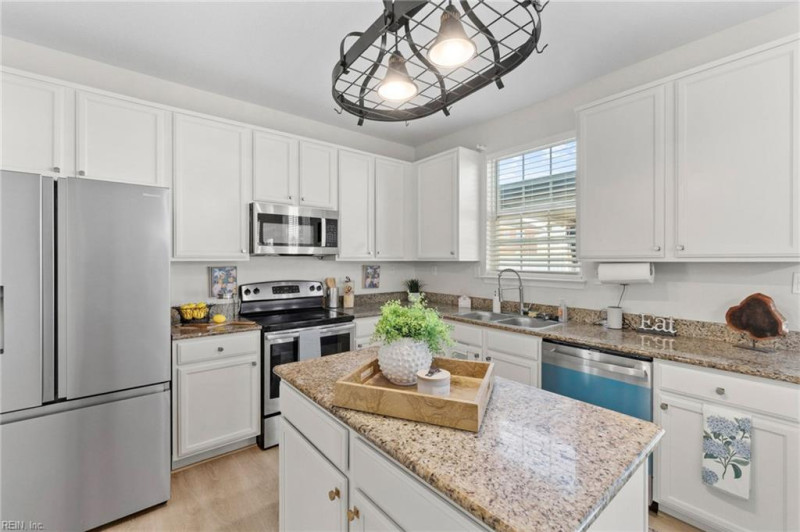 Photo 12 of 50 residential for sale in Elizabeth City virginia