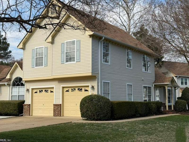 Photo 1 of 17 residential for sale in Chesapeake virginia