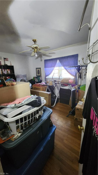Photo 14 of 25 residential for sale in Hampton virginia
