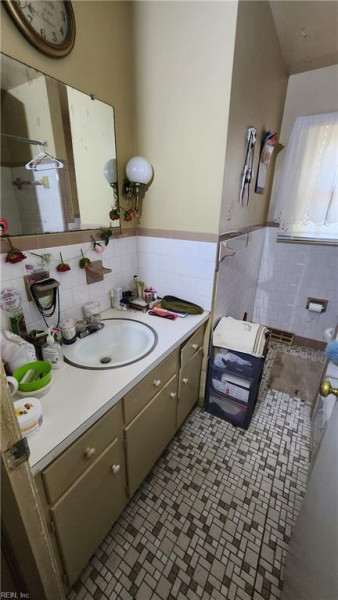Photo 20 of 25 residential for sale in Hampton virginia