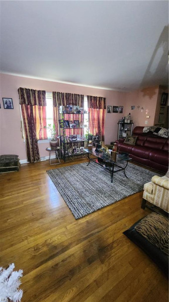 Photo 5 of 25 residential for sale in Hampton virginia