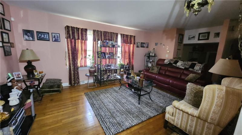 Photo 7 of 25 residential for sale in Hampton virginia