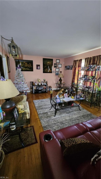Photo 8 of 25 residential for sale in Hampton virginia