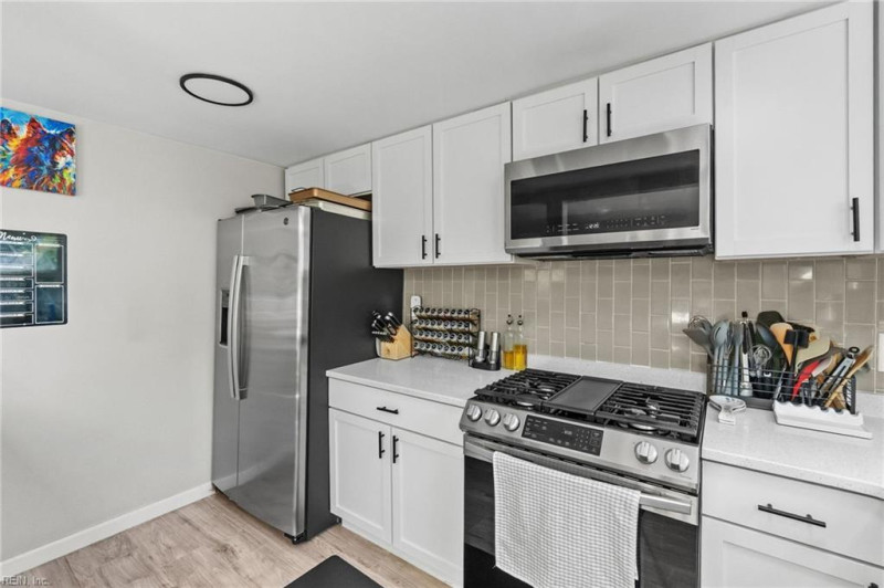 Photo 15 of 42 residential for sale in Newport News virginia