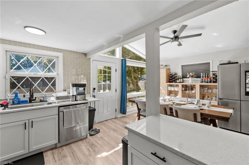 Photo 18 of 42 residential for sale in Newport News virginia