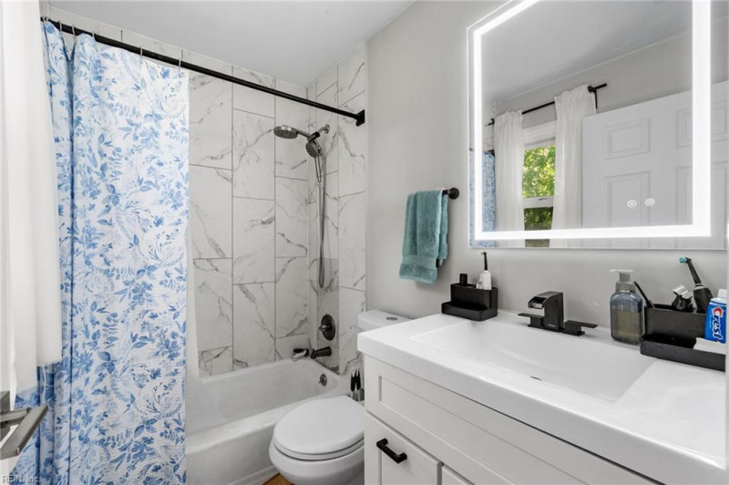Photo 29 of 42 residential for sale in Newport News virginia