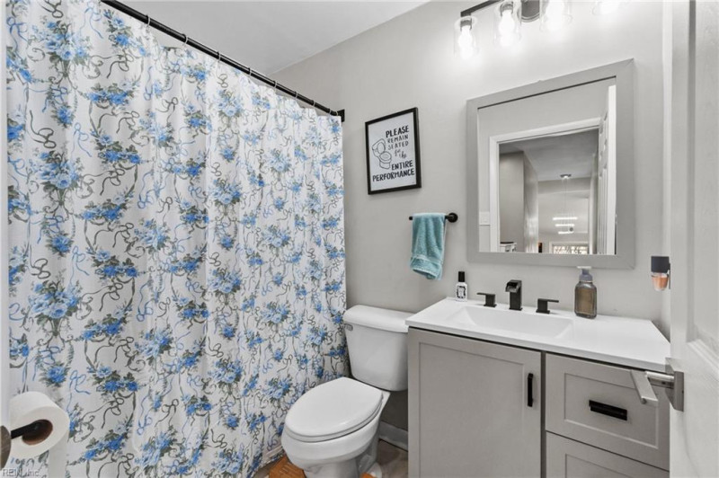 Photo 31 of 42 residential for sale in Newport News virginia