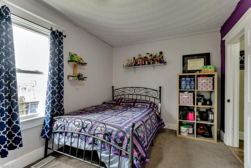 Photo 14 of 28 residential for sale in Norfolk virginia