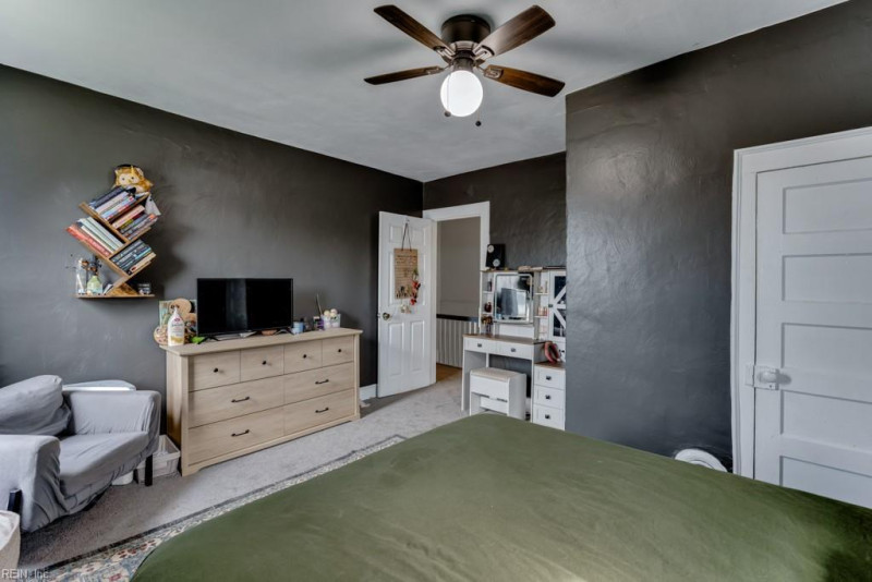 Photo 19 of 28 residential for sale in Norfolk virginia