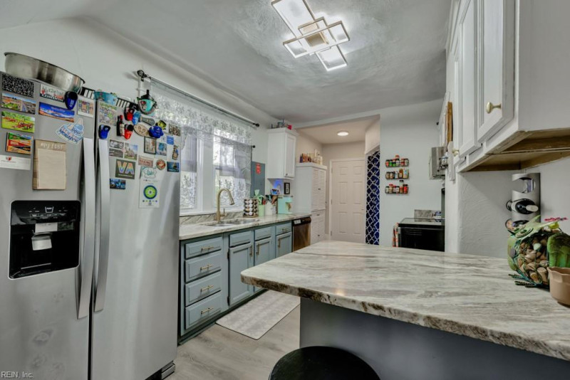 Photo 9 of 28 residential for sale in Norfolk virginia