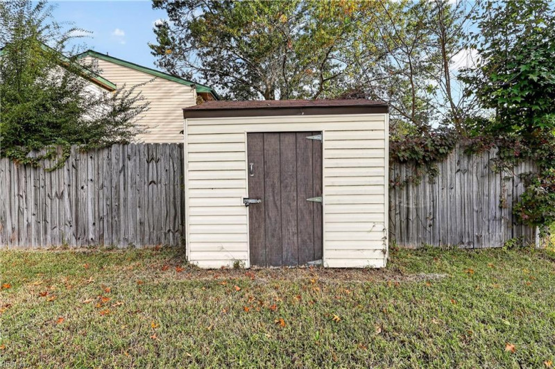 Photo 33 of 38 residential for sale in Portsmouth virginia Photo 33 of 38 residential for sale in Portsmouth virginia