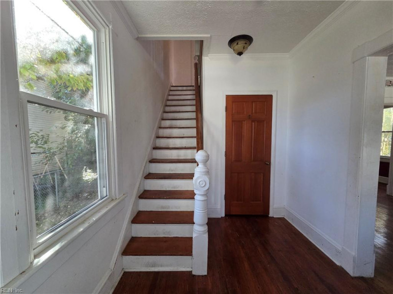Photo 2 of 42 residential for sale in Hampton virginia