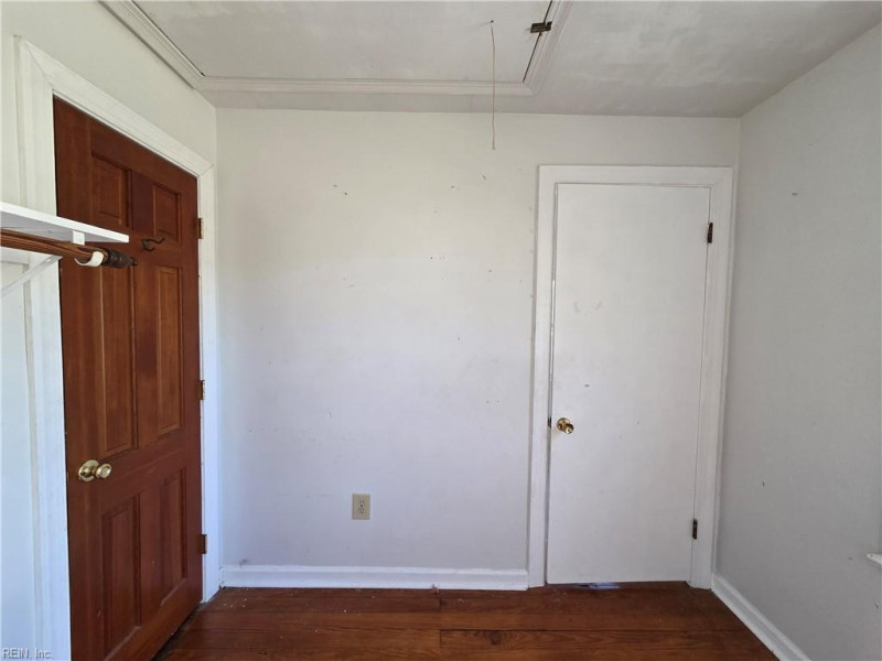 Photo 33 of 42 residential for sale in Hampton virginia