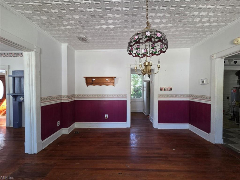 Photo 9 of 42 residential for sale in Hampton virginia