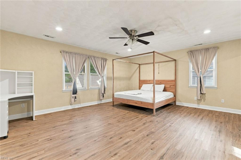 Photo 18 of 28 residential for sale in Norfolk virginia Photo 18 of 28 residential for sale in Norfolk virginia