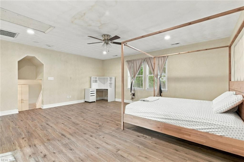 Photo 19 of 28 residential for sale in Norfolk virginia Photo 19 of 28 residential for sale in Norfolk virginia