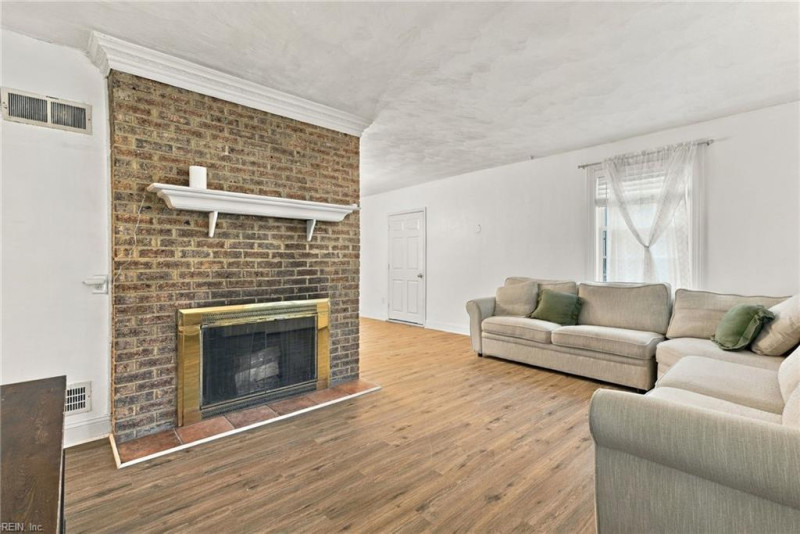 Photo 4 of 28 residential for sale in Norfolk virginia Photo 4 of 28 residential for sale in Norfolk virginia
