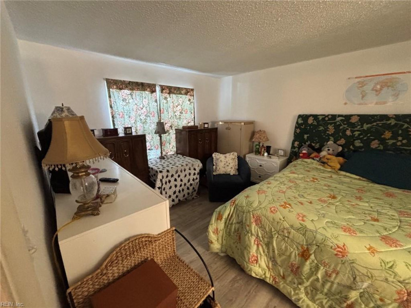 Photo 22 of 29 residential for sale in Virginia Beach virginia