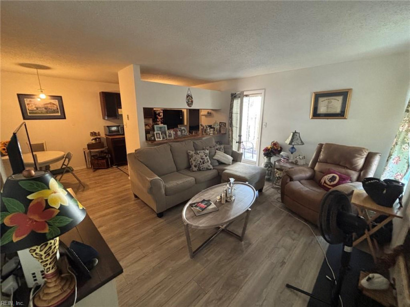 Photo 8 of 29 residential for sale in Virginia Beach virginia