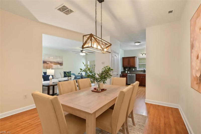 Photo 6 of 38 residential for sale in Chesapeake virginia Photo 6 of 38 residential for sale in Chesapeake virginia