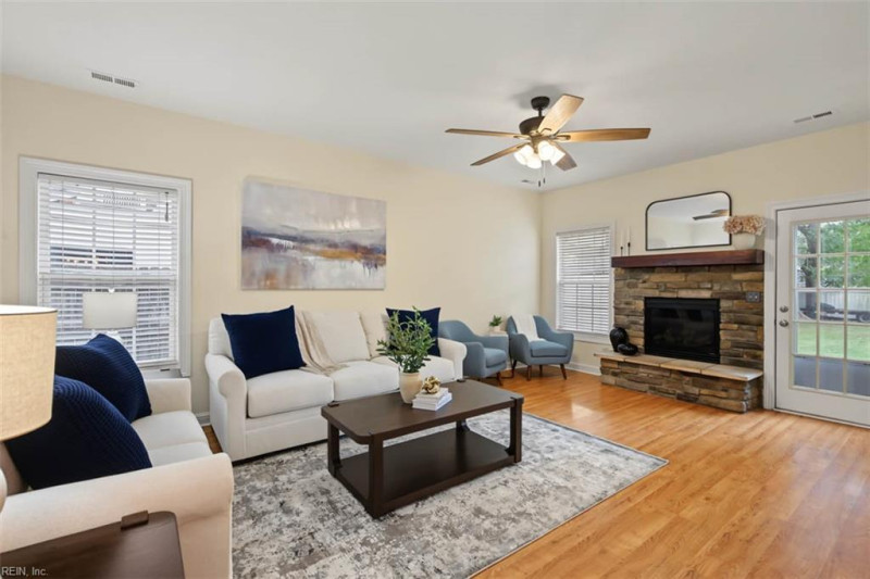Photo 9 of 38 residential for sale in Chesapeake virginia Photo 9 of 38 residential for sale in Chesapeake virginia