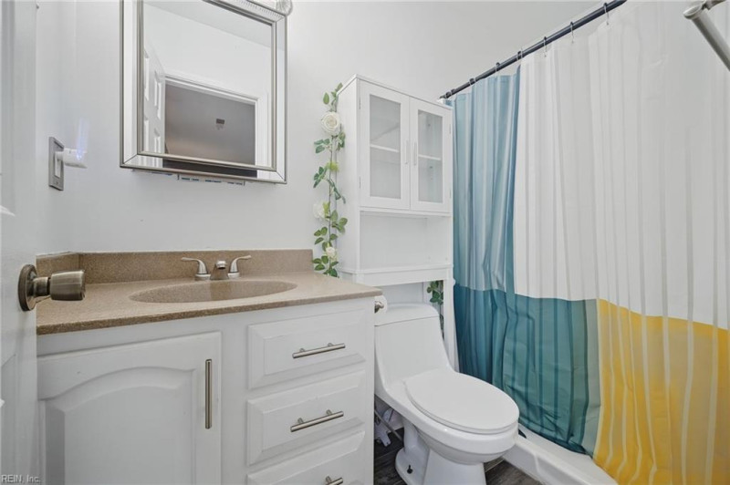Photo 13 of 30 residential for sale in Chesapeake virginia Photo 13 of 30 residential for sale in Chesapeake virginia