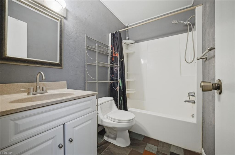 Photo 16 of 30 residential for sale in Chesapeake virginia Photo 16 of 30 residential for sale in Chesapeake virginia