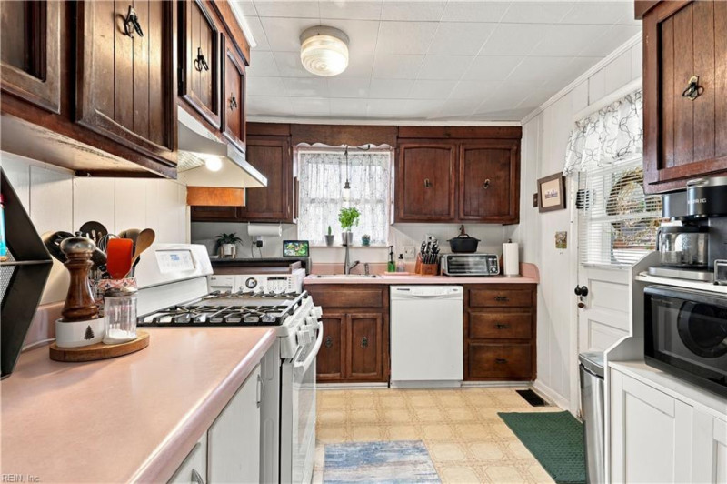 Photo 19 of 35 residential for sale in Norfolk virginia Photo 19 of 35 residential for sale in Norfolk virginia