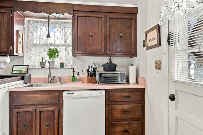 Photo 21 of 35 residential for sale in Norfolk virginia Photo 21 of 35 residential for sale in Norfolk virginia