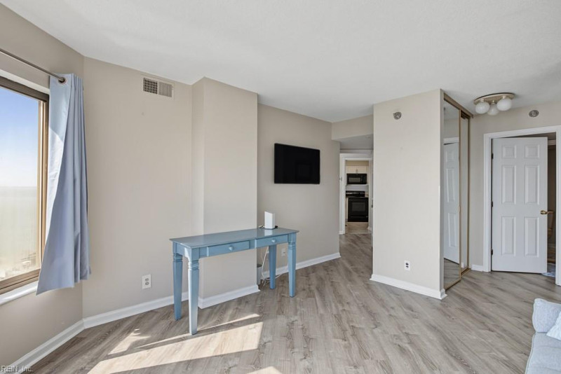 Photo 15 of 37 residential for sale in Newport News virginia