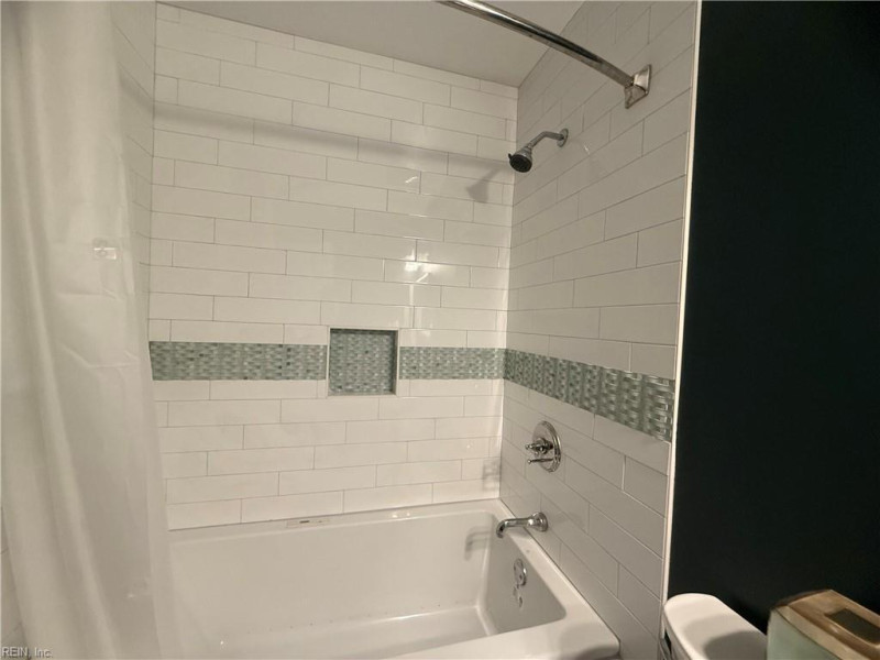 Photo 18 of 48 residential for sale in Chesapeake virginia Photo 18 of 48 residential for sale in Chesapeake virginia