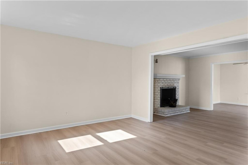 Photo 6 of 24 residential for sale in Virginia Beach virginia