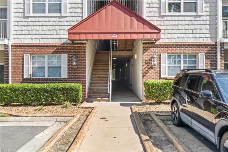 Photo 2 of 17 residential for sale in Virginia Beach virginia Photo 2 of 17 residential for sale in Virginia Beach virginia