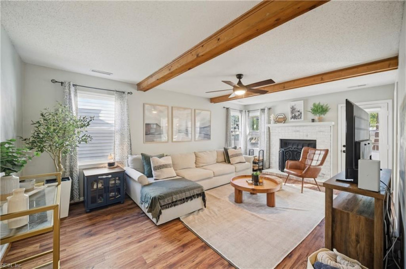 Photo 12 of 50 residential for sale in Virginia Beach virginia