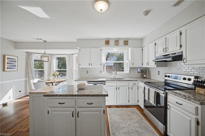 Photo 15 of 50 residential for sale in Virginia Beach virginia