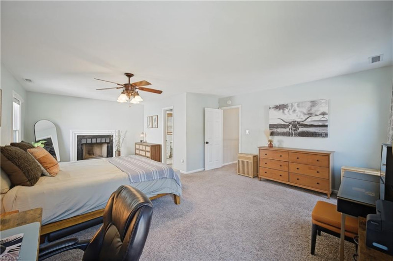 Photo 25 of 50 residential for sale in Virginia Beach virginia
