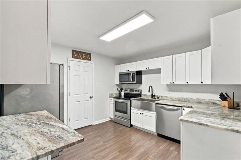 Photo 4 of 36 residential for sale in Suffolk virginia Photo 4 of 36 residential for sale in Suffolk virginia