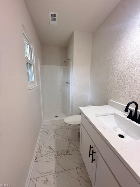 Photo 19 of 21 residential for sale in Virginia Beach virginia